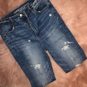 AMERICAN EAGLE Women’s Ripped Jeans